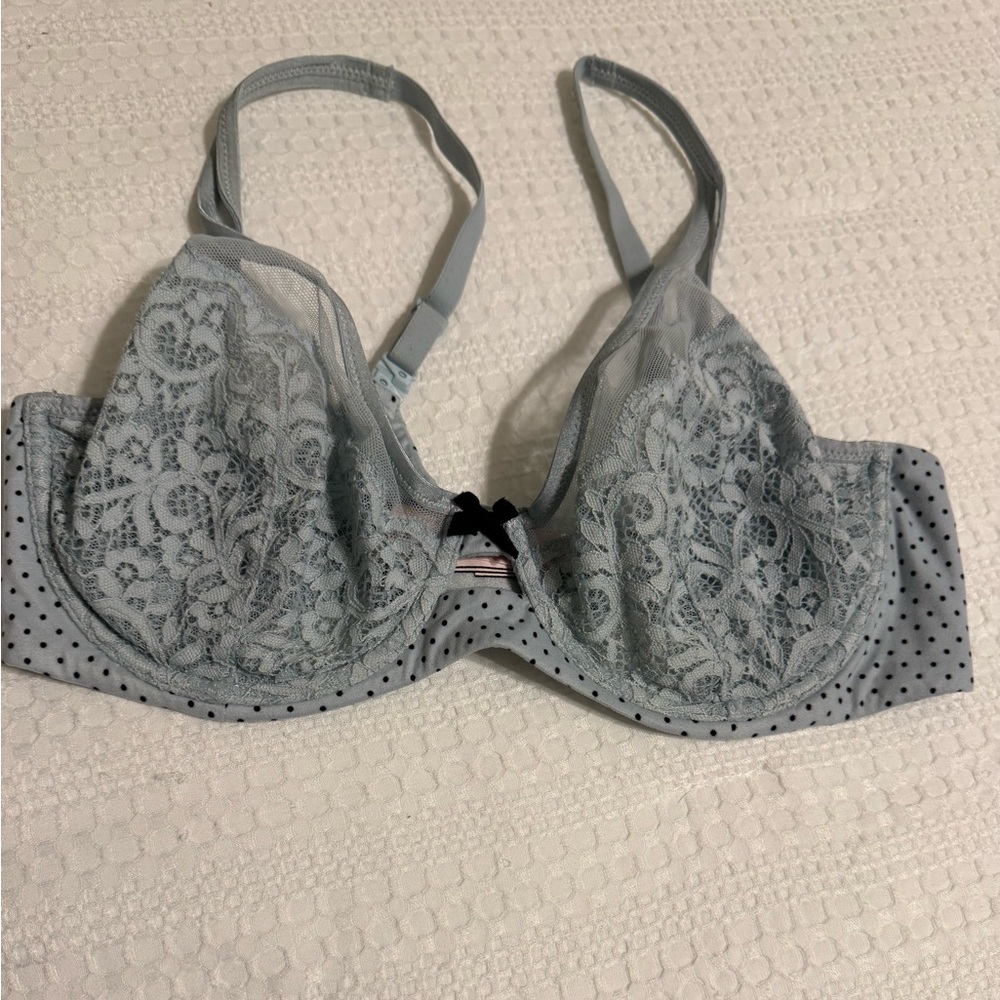 Victoria's Secret Lace Bra - Light Gray